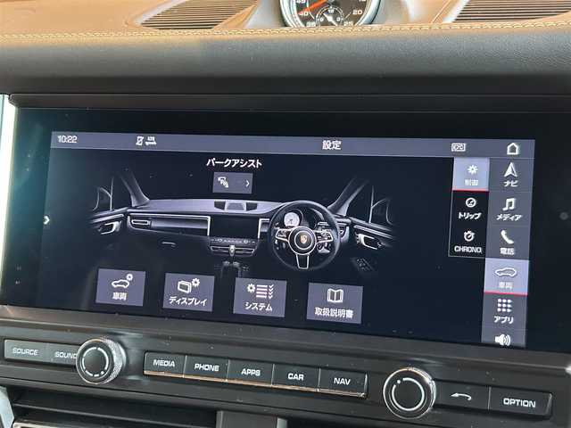 ポルシェ マカン 宮城県 2021(令3)年 6.9万km ピュアホワイト ワンオーナー/スポーツデザインパッケージ/スポーツクロノパッケージ/PASM/アダプティブクルーズコントロール/ブラインドスポットアシスト/レーンキープアシスト/純正ナビゲーションシステム/全方位カメラ/ベージュレザーシート/シートベンチレーション/全席シートヒーター/14WAYパワーシート（メモリ機能付き）/ポルシェエントリーシステム/パワーバックドア/純正20インチAW/センターカラークレスト/PDLS付LEDヘッドライト/オートライト/スポーツテールパイプ（ブラック）/ETC2.0車載器/前後ドライブレコーダー/保証書・取説書・スペアキー