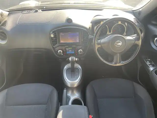 日産 ジューク 15RX アーバンセレクション 兵庫県 2013(平25)年 12.4万km サファイアブラック 社外メモリーナビ/Bluetooth/DVD再生可能/フルセグ/スマートキ-×2/ETC/電動格納ミラー/ハロゲン/純正フロアマット/純正アルミホイール/ドアバイザー/アームレスト社外？/保証書/取扱説明書