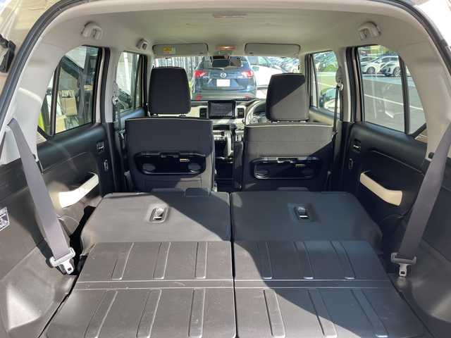 スズキ クロスビー HYBRID MZ 愛知県 2018(平30)年 5.9万km キャラバンアイボリーパールメタリック/ホワイト 2トーンルーフ 純正8型ナビ/全方位カメラ/バックカメラ/レーダークルーズコントロール/コーナーセンサー/ＥＴＣ/純正アルミホイール/シートヒーター/衝突軽減システム/フルセグ/CD DVD/Bluetooth/ステアリングスイッチ/スマートキー/プッシュスタート