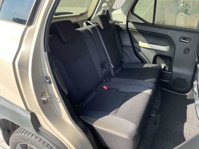 スズキ クロスビー HYBRID MZ 愛知県 2018(平30)年 5.9万km キャラバンアイボリーパールメタリック/ホワイト 2トーンルーフ 純正8型ナビ/全方位カメラ/バックカメラ/レーダークルーズコントロール/コーナーセンサー/ＥＴＣ/純正アルミホイール/シートヒーター/衝突軽減システム/フルセグ/CD DVD/Bluetooth/ステアリングスイッチ/スマートキー/プッシュスタート