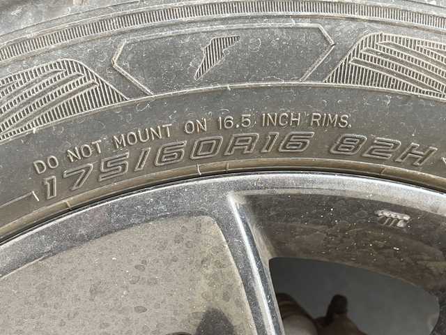 スズキ クロスビー HYBRID MZ 愛知県 2018(平30)年 5.9万km キャラバンアイボリーパールメタリック/ホワイト 2トーンルーフ 純正8型ナビ/全方位カメラ/バックカメラ/レーダークルーズコントロール/コーナーセンサー/ＥＴＣ/純正アルミホイール/シートヒーター/衝突軽減システム/フルセグ/CD DVD/Bluetooth/ステアリングスイッチ/スマートキー/プッシュスタート