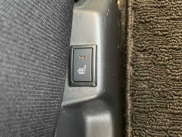 スズキ クロスビー HYBRID MZ 愛知県 2018(平30)年 5.9万km キャラバンアイボリーパールメタリック/ホワイト 2トーンルーフ 純正8型ナビ/全方位カメラ/バックカメラ/レーダークルーズコントロール/コーナーセンサー/ＥＴＣ/純正アルミホイール/シートヒーター/衝突軽減システム/フルセグ/CD DVD/Bluetooth/ステアリングスイッチ/スマートキー/プッシュスタート