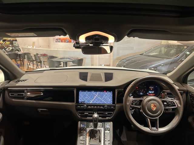 ポルシェ マカン 道央・札幌 2019(令1)年 3.7万km キャララホワイトメタリック ワンオーナー/パノラマルーフシステム/BOSEサラウンド/本革シート/シートヒーター/前席メモリー付きパワーシート/純正メモリナビ/360°カメラ/ACC/ブラインドスポットアシスト/レーンキープアシスト/OP19インチAW