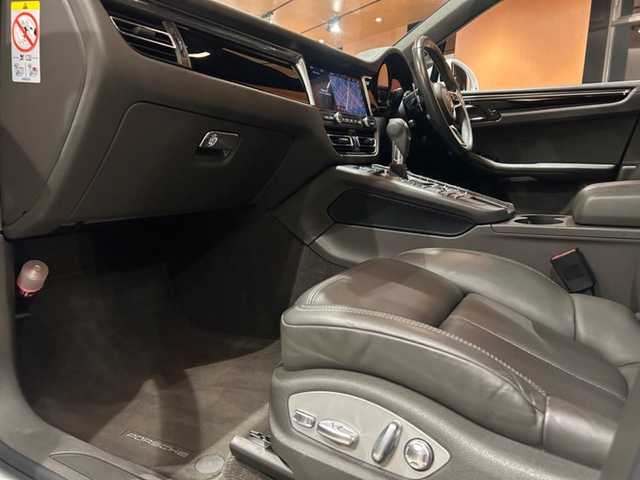 ポルシェ マカン 道央・札幌 2019(令1)年 3.7万km キャララホワイトメタリック ワンオーナー/パノラマルーフシステム/BOSEサラウンド/本革シート/シートヒーター/前席メモリー付きパワーシート/純正メモリナビ/360°カメラ/ACC/ブラインドスポットアシスト/レーンキープアシスト/OP19インチAW