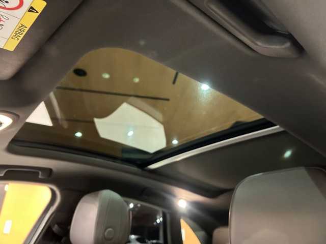 ポルシェ マカン 道央・札幌 2019(令1)年 3.7万km キャララホワイトメタリック ワンオーナー/パノラマルーフシステム/BOSEサラウンド/本革シート/シートヒーター/前席メモリー付きパワーシート/純正メモリナビ/360°カメラ/ACC/ブラインドスポットアシスト/レーンキープアシスト/OP19インチAW