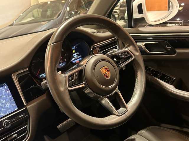 ポルシェ マカン 道央・札幌 2019(令1)年 3.7万km キャララホワイトメタリック ワンオーナー/パノラマルーフシステム/BOSEサラウンド/本革シート/シートヒーター/前席メモリー付きパワーシート/純正メモリナビ/360°カメラ/ACC/ブラインドスポットアシスト/レーンキープアシスト/OP19インチAW