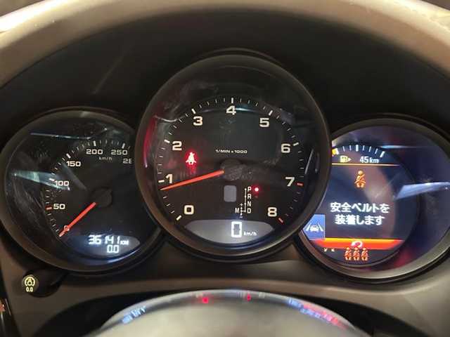 ポルシェ マカン 道央・札幌 2019(令1)年 3.7万km キャララホワイトメタリック ワンオーナー/パノラマルーフシステム/BOSEサラウンド/本革シート/シートヒーター/前席メモリー付きパワーシート/純正メモリナビ/360°カメラ/ACC/ブラインドスポットアシスト/レーンキープアシスト/OP19インチAW