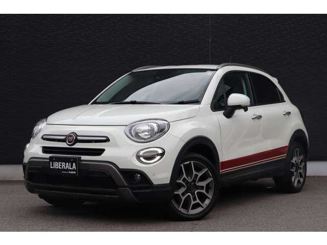 フィアット ５００Ｘ クロス 大分県 2022(令4)年 3.4万km BIANCO GHIACCIO 前方衝突警報/アダプティブクルーズコントロール/ブラインドスポットモニター/純正ディスプレイオーディオ/ＣａｒＰｌａｙ/Bluetooth/バックカメラ/ハーフレザー/シートヒーター/パワーシート/社外ＬＥＤヘッドライト/オートライト/Ｆ／Ｒフォグ/パドルシフト/純正１８インチＡＷ/ＥＴＣ