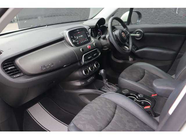 フィアット ５００Ｘ クロス 大分県 2022(令4)年 3.4万km BIANCO GHIACCIO 前方衝突警報/アダプティブクルーズコントロール/ブラインドスポットモニター/純正ディスプレイオーディオ/ＣａｒＰｌａｙ/Bluetooth/バックカメラ/ハーフレザー/シートヒーター/パワーシート/社外ＬＥＤヘッドライト/オートライト/Ｆ／Ｒフォグ/パドルシフト/純正１８インチＡＷ/ＥＴＣ