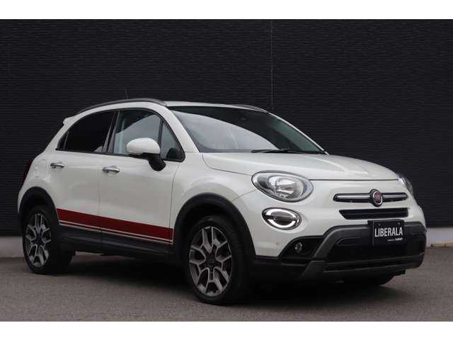 フィアット ５００Ｘ クロス 大分県 2022(令4)年 3.4万km BIANCO GHIACCIO 前方衝突警報/アダプティブクルーズコントロール/ブラインドスポットモニター/純正ディスプレイオーディオ/ＣａｒＰｌａｙ/Bluetooth/バックカメラ/ハーフレザー/シートヒーター/パワーシート/社外ＬＥＤヘッドライト/オートライト/Ｆ／Ｒフォグ/パドルシフト/純正１８インチＡＷ/ＥＴＣ