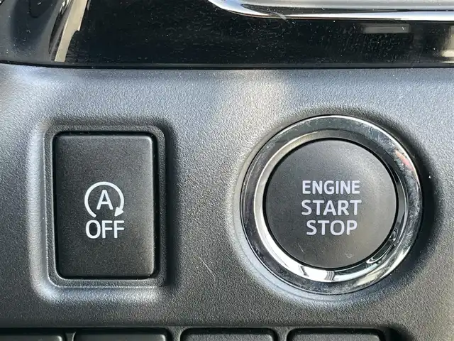 トヨタ ヴォクシー ZS 煌 奈良県 2018(平30)年 2.7万km ブラック 純正9インチナ/ビ（NSZT-Y68T）/（フルセグ/BT/CD/DVD)/純正12インチフリップダウンモニター（V12T-R68C）/クルーズコントロール/バックカメラ/プリクラッシュセーフティ/レーンキープアシスト/両側パワースライドドア/後席サンシェード/レザー調シートカバー/前方ドライブレコーダー/ETC/純正16インチAW