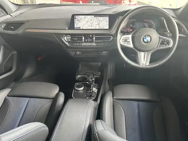 ＢＭＷ ＢＭＷ １１８ｄ Mスポーツ EDジョイ+ 茨城県 2020(令2)年 5.3万km 白 コンフォートパッケージ/アクティブクルーズコントロール/パワーシート/シートメモリ/ナビパッケージ/純正ナビ　BT/AF/FM/LEDオートライト/オートハイビーム/ハーフレザー/純正アルミホイール/純正フロアマット/USBポート/ステアリングスイッチ/電動リアゲート/バックカメラ/コーナセンサー/ETC/スマートキー