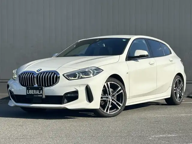 ＢＭＷ ＢＭＷ １１８ｄ Mスポーツ EDジョイ+ 茨城県 2020(令2)年 5.3万km 白 コンフォートパッケージ/アクティブクルーズコントロール/パワーシート/シートメモリ/ナビパッケージ/純正ナビ　BT/AF/FM/LEDオートライト/オートハイビーム/ハーフレザー/純正アルミホイール/純正フロアマット/USBポート/ステアリングスイッチ/電動リアゲート/バックカメラ/コーナセンサー/ETC/スマートキー