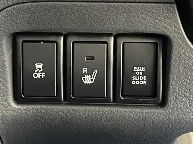 スズキ スペーシア X リミテッド 滋賀県 2014(平26)年 0.6万km スチールシルバーM 社外7インチナビ/【Bluetooth/CD/DVD/フルセグTV】/バックカメラ/両側パワースライドドア/衝突軽減ブレーキ/D/Nシートヒーター/ドアバイザー/後席ロールサンシェード/社外フロアマット/プッシュスタート/スマートキー/ステアリングリモコン