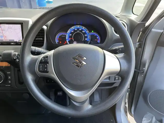 スズキ スペーシア X リミテッド 滋賀県 2014(平26)年 0.6万km スチールシルバーM 社外7インチナビ/【Bluetooth/CD/DVD/フルセグTV】/バックカメラ/両側パワースライドドア/衝突軽減ブレーキ/D/Nシートヒーター/ドアバイザー/後席ロールサンシェード/社外フロアマット/プッシュスタート/スマートキー/ステアリングリモコン