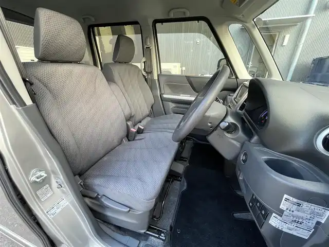 スズキ スペーシア X リミテッド 滋賀県 2014(平26)年 0.6万km スチールシルバーM 社外7インチナビ/【Bluetooth/CD/DVD/フルセグTV】/バックカメラ/両側パワースライドドア/衝突軽減ブレーキ/D/Nシートヒーター/ドアバイザー/後席ロールサンシェード/社外フロアマット/プッシュスタート/スマートキー/ステアリングリモコン