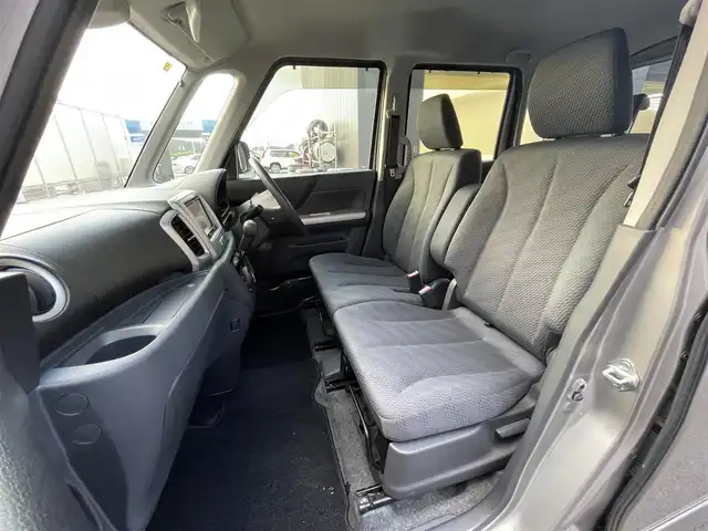 スズキ スペーシア X リミテッド 滋賀県 2014(平26)年 0.6万km スチールシルバーM 社外7インチナビ/【Bluetooth/CD/DVD/フルセグTV】/バックカメラ/両側パワースライドドア/衝突軽減ブレーキ/D/Nシートヒーター/ドアバイザー/後席ロールサンシェード/社外フロアマット/プッシュスタート/スマートキー/ステアリングリモコン