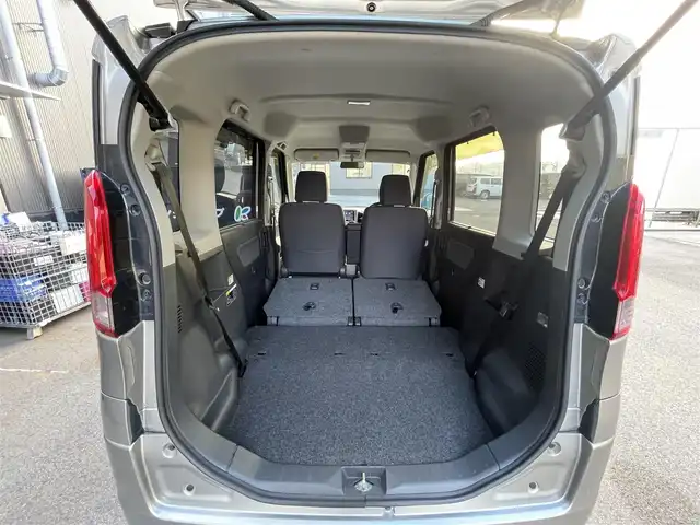 スズキ スペーシア X リミテッド 滋賀県 2014(平26)年 0.6万km スチールシルバーM 社外7インチナビ/【Bluetooth/CD/DVD/フルセグTV】/バックカメラ/両側パワースライドドア/衝突軽減ブレーキ/D/Nシートヒーター/ドアバイザー/後席ロールサンシェード/社外フロアマット/プッシュスタート/スマートキー/ステアリングリモコン