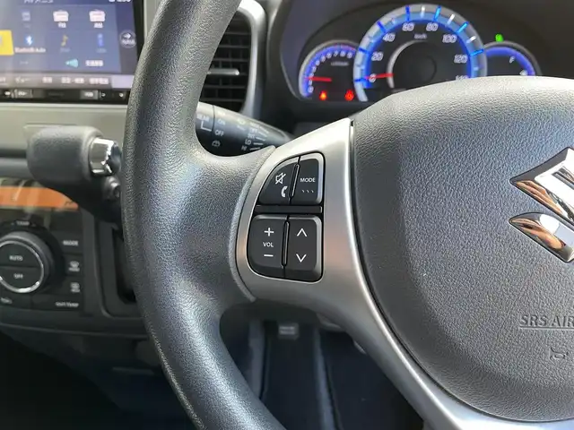 スズキ スペーシア X リミテッド 滋賀県 2014(平26)年 0.6万km スチールシルバーM 社外7インチナビ/【Bluetooth/CD/DVD/フルセグTV】/バックカメラ/両側パワースライドドア/衝突軽減ブレーキ/D/Nシートヒーター/ドアバイザー/後席ロールサンシェード/社外フロアマット/プッシュスタート/スマートキー/ステアリングリモコン