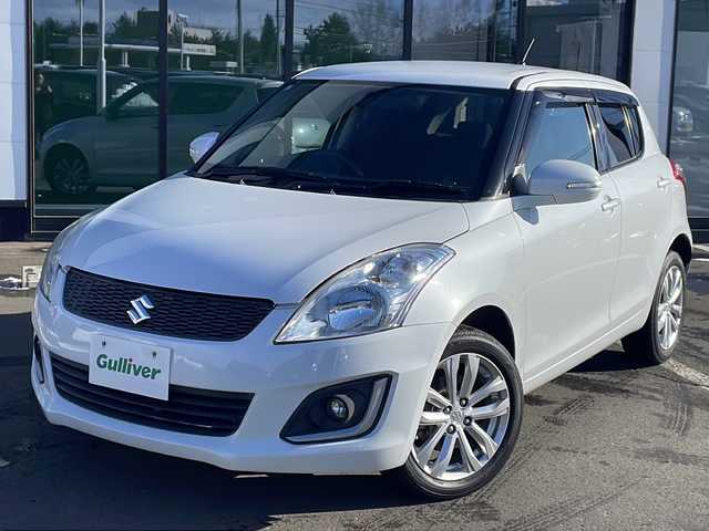 スズキ スイフト XL 道東・釧路十勝 2015(平27)年 3.3万km スノーホワイトパール ・４WD/・社外メモリナビ/（CD・DVD・BT・フルセグ・ラジオ）/・前席シートヒーター/・社外前後ドライブレコーダー/・スマートキー/・プッシュスタート/・ETC/・ドアバイザー/・フロアマット/・横滑り防止装置/・フォグライト/・純正アルミホイール