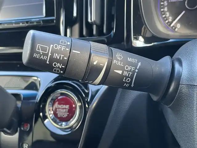 ホンダ Ｎ ＷＧＮ カスタム G ターボパッケージ 静岡県 2017(平29)年 5.4万km シャイニンググレーM 純正ナビ　/・フルセグＴＶ　/・Ｂｌｕｅｔｏｏｔｈ接続　/・ＤＶＤ再生　/クルーズコントロール　/プッシュスタート　/スマートキー　/スペアキー　/バックカメラ　/ベンチシート　/ハーフレザーシート　/ビルトインＥＴＣ　/ＨＩＤオートライト