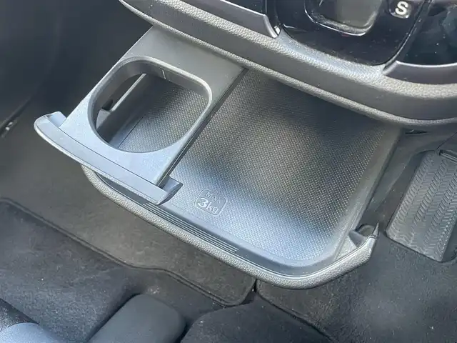 ホンダ Ｎ ＷＧＮ カスタム G ターボパッケージ 静岡県 2017(平29)年 5.4万km シャイニンググレーM 純正ナビ　/・フルセグＴＶ　/・Ｂｌｕｅｔｏｏｔｈ接続　/・ＤＶＤ再生　/クルーズコントロール　/プッシュスタート　/スマートキー　/スペアキー　/バックカメラ　/ベンチシート　/ハーフレザーシート　/ビルトインＥＴＣ　/ＨＩＤオートライト