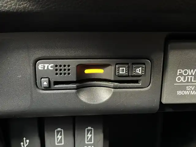 ホンダ Ｎ ＷＧＮ カスタム G ターボパッケージ 静岡県 2017(平29)年 5.4万km シャイニンググレーM 純正ナビ　/・フルセグＴＶ　/・Ｂｌｕｅｔｏｏｔｈ接続　/・ＤＶＤ再生　/クルーズコントロール　/プッシュスタート　/スマートキー　/スペアキー　/バックカメラ　/ベンチシート　/ハーフレザーシート　/ビルトインＥＴＣ　/ＨＩＤオートライト