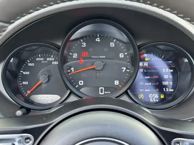 ポルシェ ７１８ボクスター 愛媛県 2016(平28)年 2.3万km アゲートグレーメタリック 左ハンドル/6速マニュアル/GTスポーツステアリングホイール/１９インチボクスターSアルミホイール/PASM/電動可倒式ドアミラー/ハーフレザー/シートヒーター/純正ナビ/Bluetooth　DVD　USB　SD/AppleCarPlay/LEDヘッドライト/空気圧センサー/ETC/有償外装色：アゲートグレーメタリック/保証書・取説/スペアキー