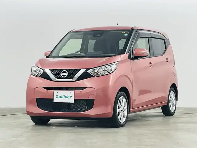 日産 デイズ X 福島県 2021(令3)年 0.2万km ブロッサムピンク エマージェンシーブレーキ/・車線逸脱警報装置　/・アラウンドビューモニター　/・識検知機能/・ふらつき警報/・オートライト/純正ナビゲーション/・型式：MM32oo-L/・Bluetooth/TV/CD/DVD/USB/AUX/AM・FM/SD/・バックカメラ　/前方ドライブレコーダー/プッシュスタート/・スマートキー/・スペアキー/電動格納ウィンカーミラー/ドアバイザー/純正フロアマット　