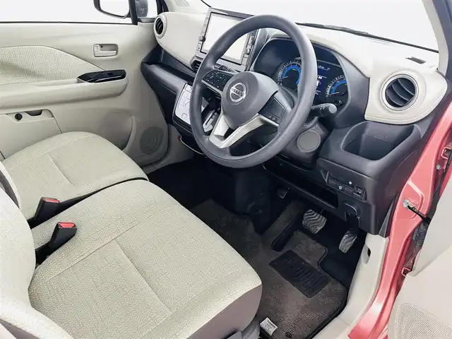 日産 デイズ X 福島県 2021(令3)年 0.2万km ブロッサムピンク エマージェンシーブレーキ/・車線逸脱警報装置　/・アラウンドビューモニター　/・識検知機能/・ふらつき警報/・オートライト/純正ナビゲーション/・型式：MM32oo-L/・Bluetooth/TV/CD/DVD/USB/AUX/AM・FM/SD/・バックカメラ　/前方ドライブレコーダー/プッシュスタート/・スマートキー/・スペアキー/電動格納ウィンカーミラー/ドアバイザー/純正フロアマット　