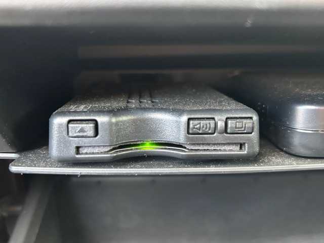 ダイハツ タフト G ターボ クロムベンチャー 宮城県 2022(令4)年 5.7万km シャイニングホワイトパール 登録時走行距離56594ｋｍ/衝突警告/横滑り防止機能/パーキングセンサー/ルーフレール/ワンオーナー/電動パーキングブレーキ/パノラマルーフ/Aストップ/Aライト/バックカメラ/シートカバー/パワステ/ETC/ステアリングリモコン/ディスプレイオーディオ/ドラレコ/プッシュスタート/電動格納ミラー/クルーズコントロール/コーナーセンサー/フォグランプ/LEDヘッドライト