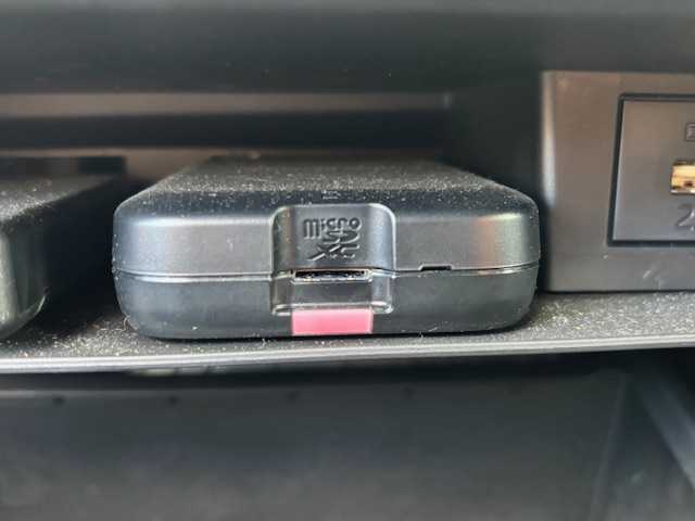 ダイハツ タフト G ターボ クロムベンチャー 宮城県 2022(令4)年 5.7万km シャイニングホワイトパール 登録時走行距離56594ｋｍ/衝突警告/横滑り防止機能/パーキングセンサー/ルーフレール/ワンオーナー/電動パーキングブレーキ/パノラマルーフ/Aストップ/Aライト/バックカメラ/シートカバー/パワステ/ETC/ステアリングリモコン/ディスプレイオーディオ/ドラレコ/プッシュスタート/電動格納ミラー/クルーズコントロール/コーナーセンサー/フォグランプ/LEDヘッドライト