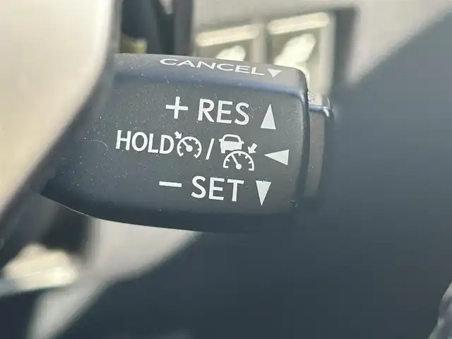 レクサス ＮＸ 300h バージョンL 大阪府 2019(平31)年 3.9万km ソニッククォーツ ワンオーナー　/純正  インチナビ　/   フルセグＴＶ/CD/DVD/Bluetooth/USB　/パノラミックビューモニター/パーキングアシスト　/コーナーセンサー/ブラインドスポットモニター/前席シートヒーター、シートベンチレーター/クルーズコントロール/レーンキープアシスト　/アイドリングストップ/電動リアゲート　/パワーシート　/ステアリングヒーター/オートマチックハイビーム　/前方ドライブレコーダー/純正18インチアルミホイール　/ＥＴＣ2.0　/ＬＥＤ/取扱説明書/保証書