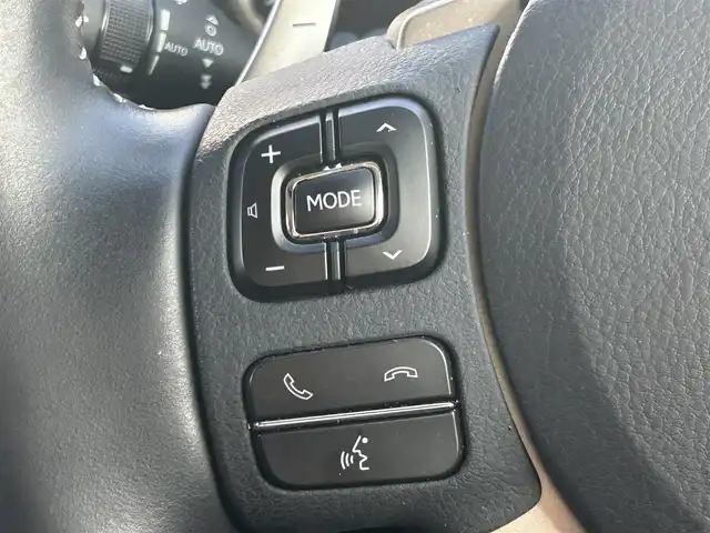 レクサス ＮＸ 300h バージョンL 大阪府 2019(平31)年 3.9万km ソニッククォーツ ワンオーナー　/純正  インチナビ　/   フルセグＴＶ/CD/DVD/Bluetooth/USB　/パノラミックビューモニター/パーキングアシスト　/コーナーセンサー/ブラインドスポットモニター/前席シートヒーター、シートベンチレーター/クルーズコントロール/レーンキープアシスト　/アイドリングストップ/電動リアゲート　/パワーシート　/ステアリングヒーター/オートマチックハイビーム　/前方ドライブレコーダー/純正18インチアルミホイール　/ＥＴＣ2.0　/ＬＥＤ/取扱説明書/保証書