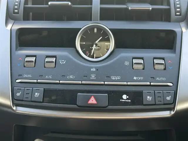 レクサス ＮＸ 300h バージョンL 大阪府 2019(平31)年 3.9万km ソニッククォーツ ワンオーナー　/純正  インチナビ　/   フルセグＴＶ/CD/DVD/Bluetooth/USB　/パノラミックビューモニター/パーキングアシスト　/コーナーセンサー/ブラインドスポットモニター/前席シートヒーター、シートベンチレーター/クルーズコントロール/レーンキープアシスト　/アイドリングストップ/電動リアゲート　/パワーシート　/ステアリングヒーター/オートマチックハイビーム　/前方ドライブレコーダー/純正18インチアルミホイール　/ＥＴＣ2.0　/ＬＥＤ/取扱説明書/保証書