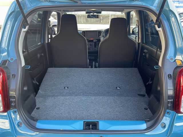 スズキ アルト A 兵庫県 2021(令3)年 0.3万km ダスクブルーメタリック 保証書・取説・有/車線逸脱防止支援システム/衝突被害軽減ブレーキ/コーナーセンサー/アイドリングストップ/オートハイビーム/リモコンキー×1/スペアキー×1/純正フロアマット