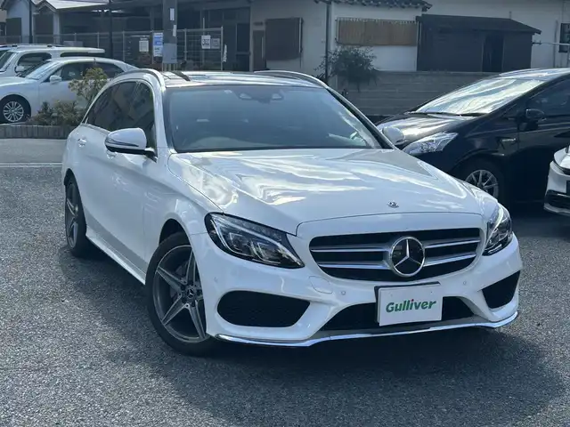 メルセデス・ベンツ Ｃ２２０ｄ ワゴン ローレウスエディション 大阪府 2018(平30)年 5.5万km 白 ローレウスエディション/純正ナビ/バックカメラ/ビルトインETC/純正１８インチAW/黒革シート/シートヒーター/LEDヘッドライト/前後コーナーソナー/ルーフレール/ウインカーミラー/ステアリングスイッチ/パドルシフト/純正マット/スマートキー/保証書/取扱説明書/スペアキー１本