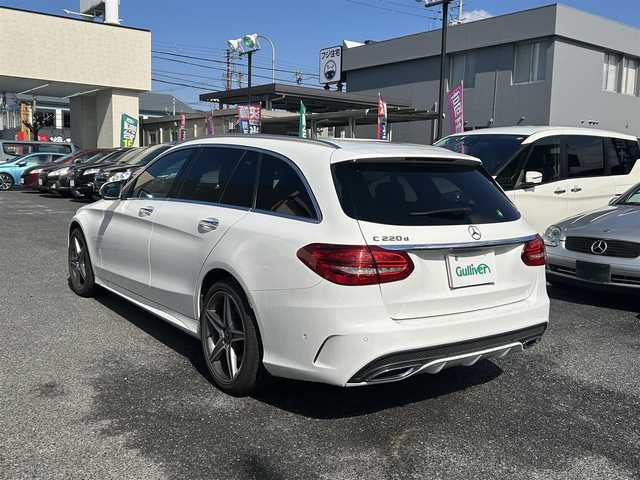 メルセデス・ベンツ Ｃ２２０ｄ ワゴン ローレウスエディション 大阪府 2018(平30)年 5.5万km 白 ローレウスエディション/純正ナビ/バックカメラ/ビルトインETC/純正１８インチAW/黒革シート/シートヒーター/LEDヘッドライト/前後コーナーソナー/ルーフレール/ウインカーミラー/ステアリングスイッチ/パドルシフト/純正マット/スマートキー/保証書/取扱説明書/スペアキー１本