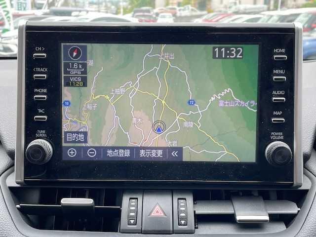 トヨタ ＲＡＶ４ ＰＨＶ ブラックトーン 静岡県 2021(令3)年 3.1万km アティチュードブラックマイカ/シルバーメタリック 2トーン ●ワンオーナー/●純正9インチディスプレイオーディオ(ナビ機能付き)/(フルセグ/Bluetooth)/●ブラックレザーシート/●全席シートヒーター/●全方位カメラ/●レーダークルーズコントロール/●ブラインドスポットモニター/●衝突被害軽減システム/●レーンキープアシスト/●前後コーナーセンサー/●電動パーキングブレーキ/●オートブレーキホールド/●LEDライト/●オートライト/●オートマチックハイビーム/●革巻きステアリング/●ステアリングスイッチ/●ステアリングヒーター/●ETC/●前方ドライブレコーダー/●デジタルルームミラー/●電動リアゲート/●置くだけ充電/●100V充電/●純正19インチアルミホイール/●W＋サイドSRS＆ABS/●保証書/●取扱説明書