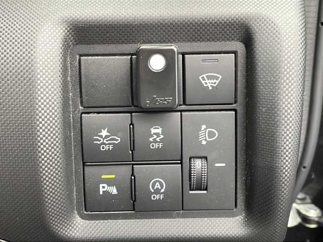 トヨタ ライズ G 新潟県 2020(令2)年 9.9万km ブラックマイカメタリック オプションディスプレイオーディオ/全方位カメラ/衝突軽減/コーナーセンサー