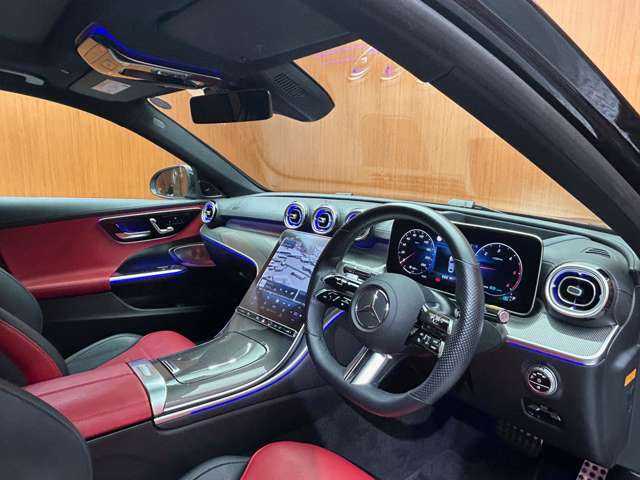メルセデス・ベンツ Ｍ・ベンツ Ｃ２２０ｄ アバンギャルド　AMGライン 千葉県 2022(令4)年 4.9万km オブシディアンブラック レザーエクスクルーシブＰＫＧ　/Ｂｕｒｍｅｓｔｅｒサウンド　/パノラマＳＲ　/赤黒シート　/ＡＣＣ　/ナビ　/ＴＶ　　/ＣａｒＰｌａｙ　/３６０°　/シートヒーター　/電動トランク　/衝突軽減Ｂ　/ＢＳＭ　/ＬＫＡ　/禁煙車