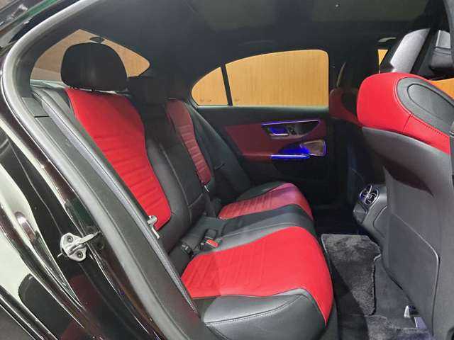 メルセデス・ベンツ Ｍ・ベンツ Ｃ２２０ｄ アバンギャルド　AMGライン 千葉県 2022(令4)年 4.9万km オブシディアンブラック レザーエクスクルーシブＰＫＧ　/Ｂｕｒｍｅｓｔｅｒサウンド　/パノラマＳＲ　/赤黒シート　/ＡＣＣ　/ナビ　/ＴＶ　　/ＣａｒＰｌａｙ　/３６０°　/シートヒーター　/電動トランク　/衝突軽減Ｂ　/ＢＳＭ　/ＬＫＡ　/禁煙車
