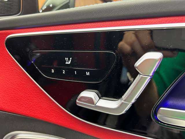 メルセデス・ベンツ Ｍ・ベンツ Ｃ２２０ｄ アバンギャルド　AMGライン 千葉県 2022(令4)年 4.9万km オブシディアンブラック レザーエクスクルーシブＰＫＧ　/Ｂｕｒｍｅｓｔｅｒサウンド　/パノラマＳＲ　/赤黒シート　/ＡＣＣ　/ナビ　/ＴＶ　　/ＣａｒＰｌａｙ　/３６０°　/シートヒーター　/電動トランク　/衝突軽減Ｂ　/ＢＳＭ　/ＬＫＡ　/禁煙車