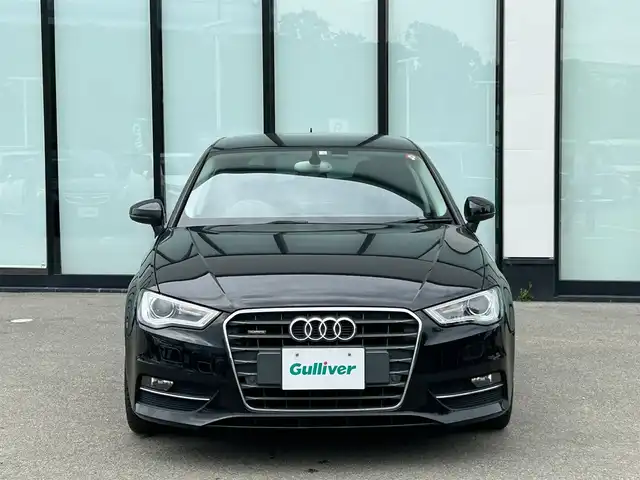 アウディ Ａ３ SB 1．8 TFSIクワトロ 大阪府 2014(平26)年 5.2万km ファントムブラックパールエフェクト 純正ナビ/   フルセグTV/Bluetooth/CD/DVDデッキ/バックカメラ/横滑り防止装置/コーナーセンサー/ドライブレコーダー/アイドリングストップ/パドルシフト/純正１７インチアルミホイール/純正フロアマット/プッシュスタート/ビルトインＥＴＣ