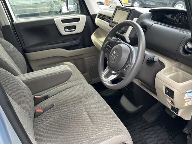 ホンダ Ｎ ＢＯＸ 沖縄県 2020(令2)年 6万km 青 プッシュスタート/禁煙車/Ｂｌｕｅｔｏｏｔｈ機能/衝突軽減システム/スマートキー/バックカメラ/純正ナビ/フルセグＴＶ/純正フロアマット/ＥＴＣ　/横滑り防止装置/片側パワースライドドア/レーンアシスト