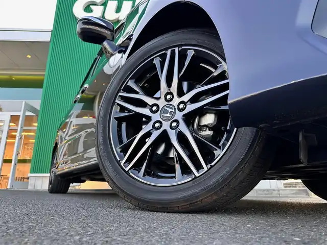 ホンダ オデッセイ ハイブリッド e:HEVアブソルート EX 宮城県 2021(令3)年 1.1万km プレミアムヴィーナスブラックP ホンダセンシング/・衝突軽減ブレーキ/・歩行者事故低減ステアリング/・アダプティブクルーズコントロール/・車線維持支援システム/・路外逸脱抑制機能/・誤発進抑制機能/・先行車発進お知らせ機能/・標識認識機能/・後方誤発進抑制機能/マルチビューカメラシステム/スマートパーキングアシストシステム/パーキングセンサー/ブラインドスポットインフォメーション/純正10インチナビ（VXU-217DYi）/・CD/DVD/・Bluetooth/・フルセグTV/ビルトインETC2.0/ドライブレコーダー/AC100V/1500Wコンセント/ハンズフリーパワーバックドア/両側パワースライドドア/ハーフレザーシート/シートヒーター/パワーシート/2列目プレミアムクレードルシート/電動パーキングブレーキ/ブレーキホールド/LEDヘッドランプ/フォグランプ/オートライト/スマートキー＆プッシュスタート/純正18インチAW/フロアマット/ドアバイザー/W/サイド/カーテンエアバッグ