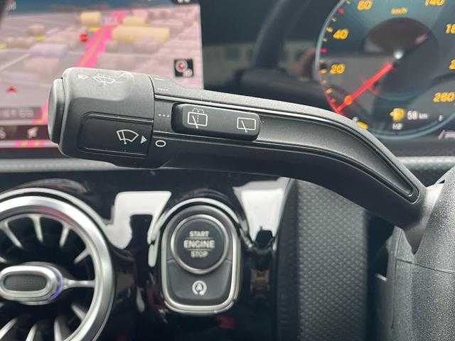 メルセデス・ベンツ ＣＬＡ２００ｄ Sブレーク AMGライン 埼玉県 2020(令2)年 6.5万km コスモスブラック 赤黒レザーシート　/パノラミックスライディングルーフ　/レーダーセーフティーパッケージ　/アドバンスドパッケージ　/純正ナビ　/Ａｐｐｌｅ　Ｃａｒ　Ｐｌａｙ　/３６０度カメラ　/アダプティブクルーズコントロール