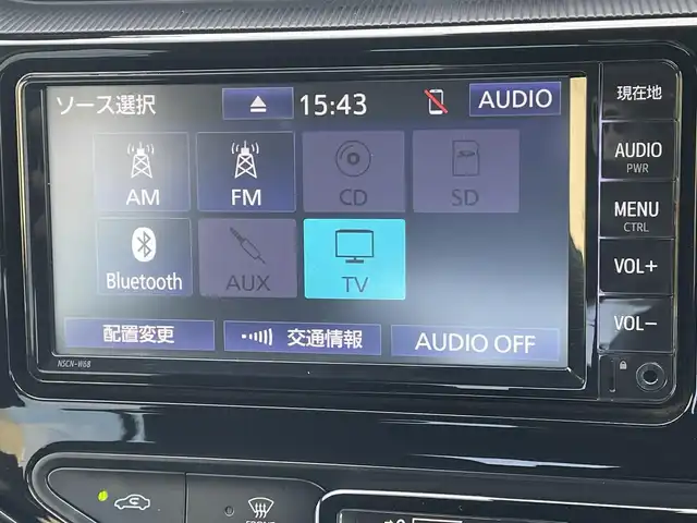 トヨタ アクア S スタイルブラック 山形県 2019(令1)年 7万km ホワイトパールクリスタルシャイン トヨタセーフティセンス/純正SDナビ/　　【CD BT ワンセグ AUX AM/FM】/バックカメラ/LEDオートライト/アイドリングストップ/コーナーセンサー/ステアリングスイッチ/電動格納ウィンカーミラー/フロアマット/スマートキー/ETC