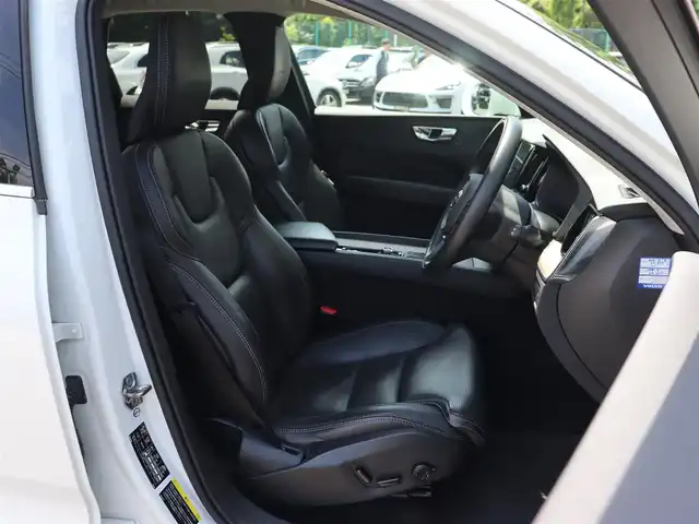 ボルボ ＸＣ６０ D4 AWD インスクリプション 長野県 2018(平30)年 6.4万km クリスタルホワイトP 黒革シート　/純正ナビＴＶ　/３６０°/ＣａｒＰｌａｙ　/ヘッドアップＤ　/ｈａｒｍａｎ／ｋａｒｄｏｎ　/ＡＣＣ　/衝突軽減B /LKA /BLIS /パーイングアシスト /パワーシート/全席ヒーター/ベンチレーション