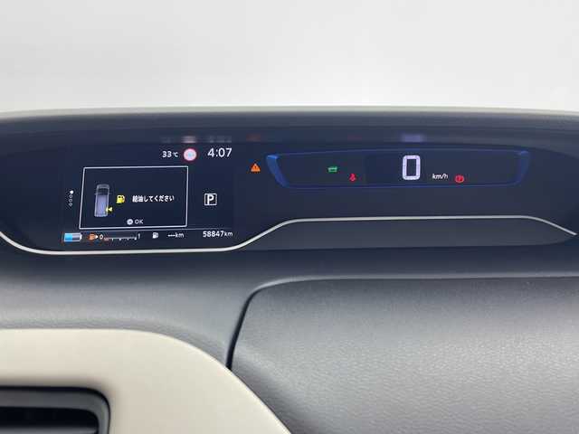 日産 セレナ e－パワー ハイウェイスター V 鹿児島県 2020(令2)年 5.9万km ダークメタルグレー 純正10インチナビ/（AM/FM/CD/DVD/Bluetooth）/フリップダウンモニター/フルセグTV/ETC/プロパイロット/エマージェンシーブレーキ/アラウンドビューモニター/両側パワースライドドア/前後ドライブレコーダー/純正LEDヘッドライト/フォグライト/ブラインドスポットモニター/クリアランスソナー/スマートキー